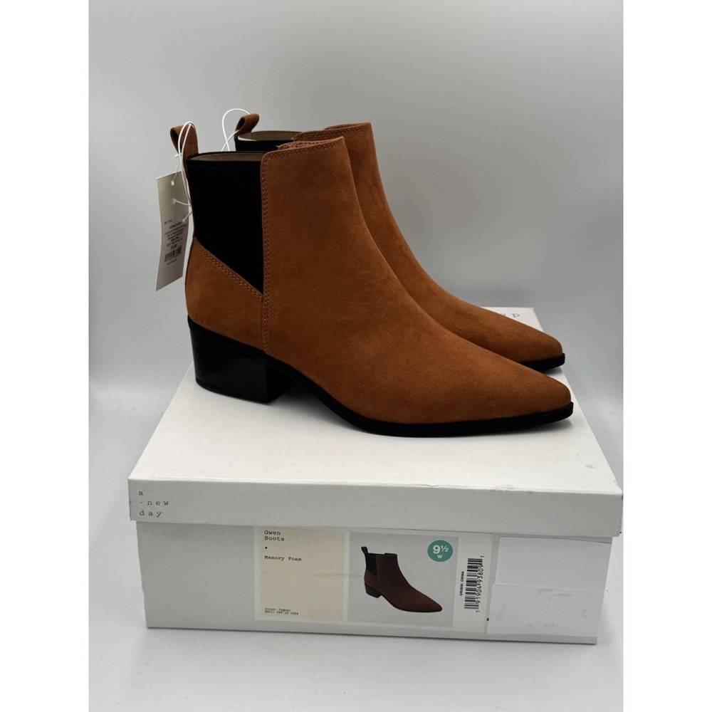 A New Day Gwen Boots Cognac Suede Ankle Booties Memory Foam Women's 9.5W